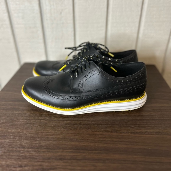 Cole Haan Original Grand Waterproof Spikeless Golf Shoes, size 8.5. - Picture 4 of 8